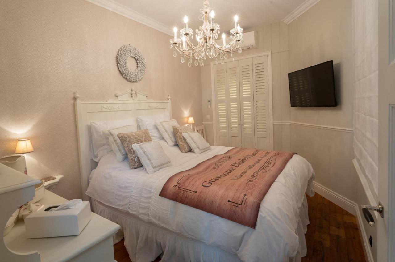 Guesthouse Elisabeth มาสทริชท์ ภายนอก รูปภาพ